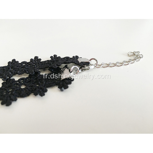 Fleur noir Choker eau Soluble dentelle collier avec pendentif